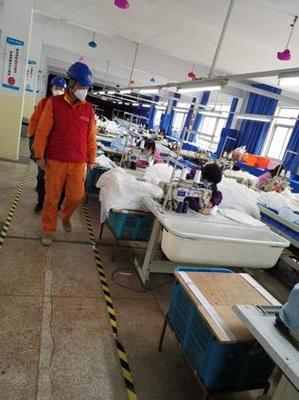 紅船黨員服務隊全力保障防護用品企業(yè)加快生產